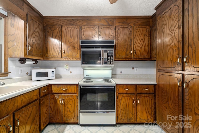 2344 Valencia Dr, Hendersonville, NC 28791 - photo 10