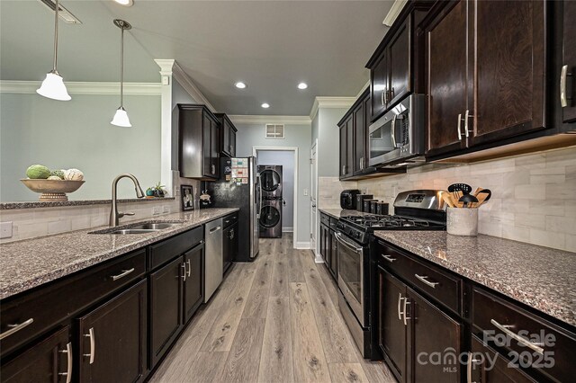 8524 Loxton Cir, Charlotte, NC 28214 - photo 11