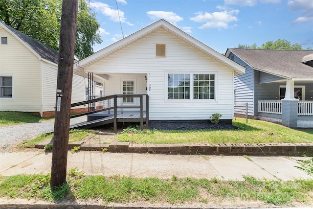 105 Mcgill Ave NW, Concord, NC 28025 - view of front facade with a front lawn