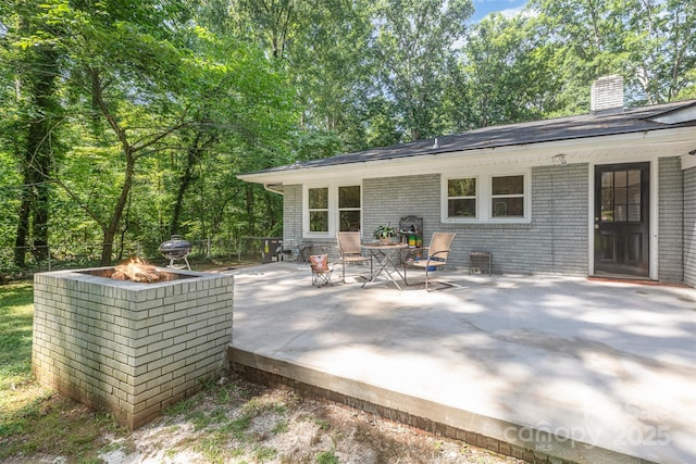 304 W Colonial Dr, Salisbury, NC 28144 - view of patio / terrace