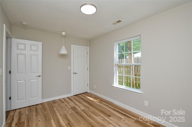 1312 Shenandoah Cir, Rock Hill, SC 29730 - unfurnished room with light wood-style floors and a smoke detector