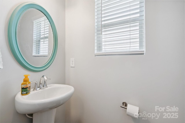 212 Fesperman Cir, Troutman, NC 28166 - bathroom featuring plenty of natural light