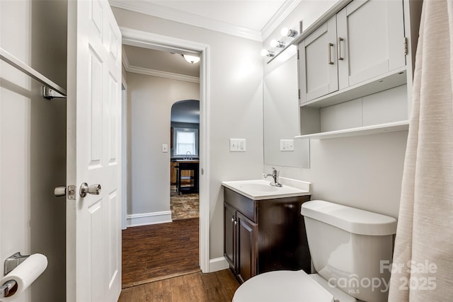903 Rhode Island Ave, Kannapolis, NC 28083 - bathroom featuring vanity, crown molding, and wood finished floors