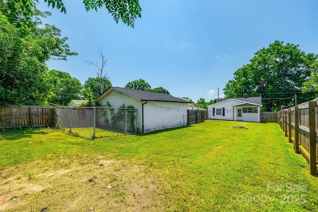 903 Rhode Island Ave, Kannapolis, NC 28083 - view of fenced backyard