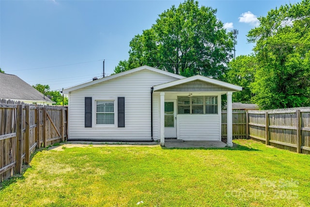 903 Rhode Island Ave, Kannapolis, NC 28083 - rear view of house featuring a fenced backyard