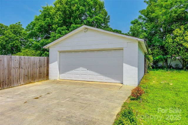 903 Rhode Island Ave, Kannapolis, NC 28083 - view of detached garage