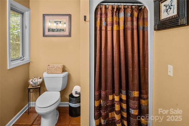 270 Foxwood Dr, Tryon, NC 28782 - full bath featuring tile patterned floors and a shower with shower curtain