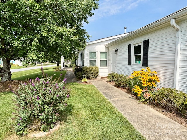 243 Riverwind Dr, Hendersonville, NC 28739 - photo 2