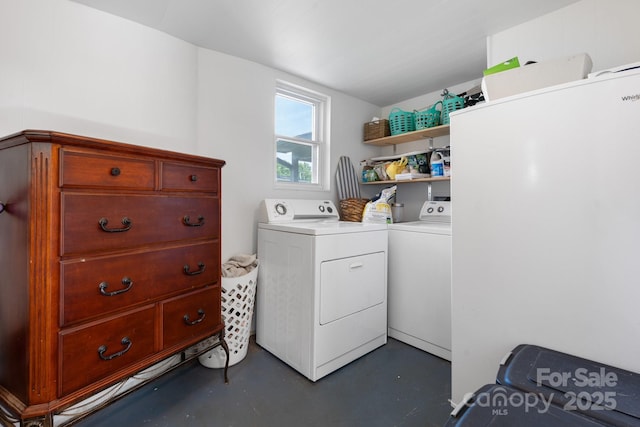 2623 NE 13th St NE, Hickory, NC 28601 - washroom featuring washing machine and clothes dryer