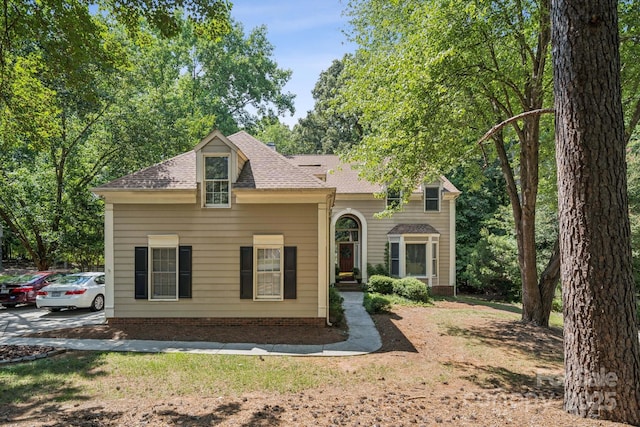 4716 Heatherton Pl, Charlotte, NC 28270 - view of front facade featuring roof with shingles