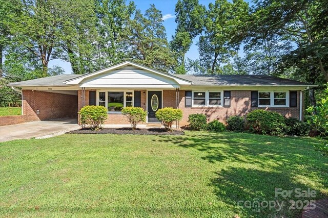 4322 Greenhaven Ln, Gastonia, NC 28056 - photo 1