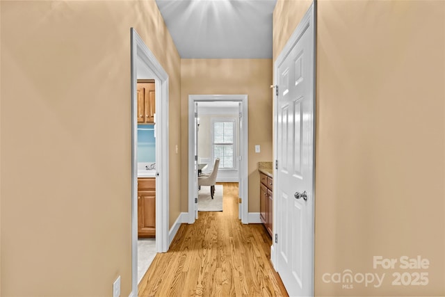 1019 Westlake Dr, Kannapolis, NC 28081 - hall featuring light wood finished floors and baseboards