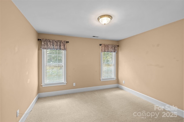 1019 Westlake Dr, Kannapolis, NC 28081 - carpeted empty room featuring baseboards