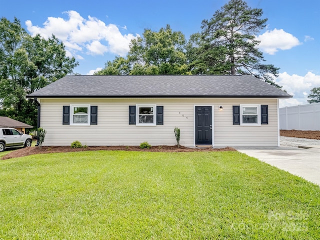 405 Jones St, Monroe, NC 28110 - ranch-style house featuring a shingled roof