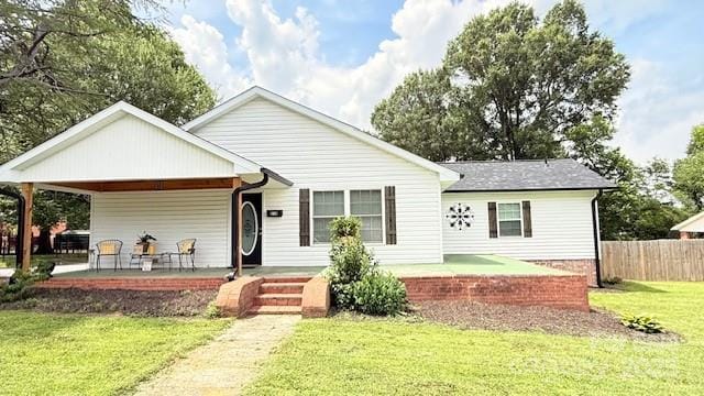 210 W Church St, Cherryville, NC 28021 - ranch-style house featuring a porch