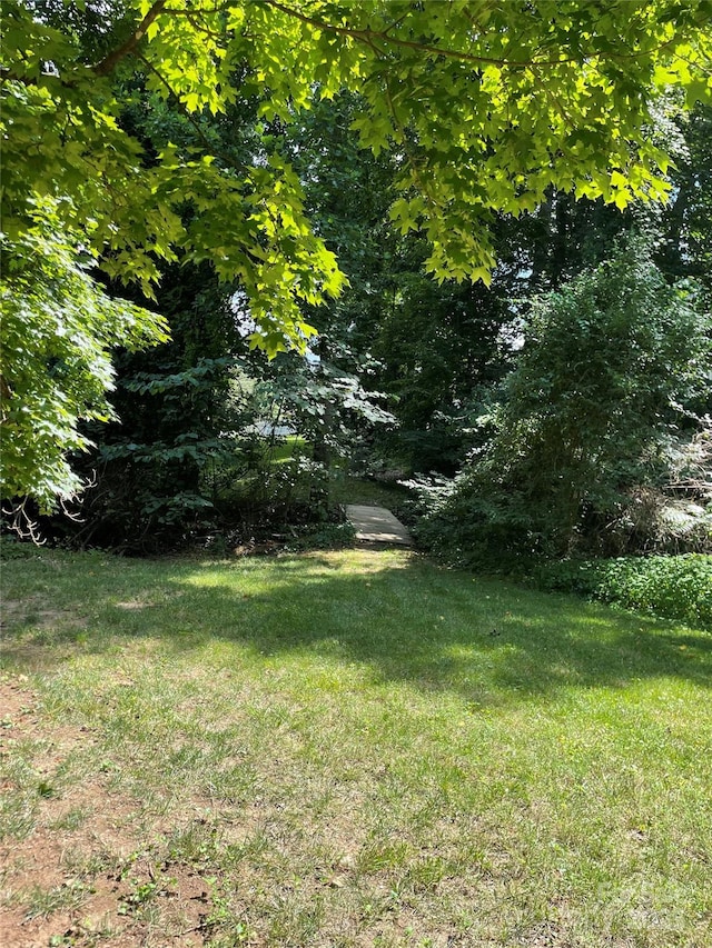 2836 Pickering Rd, Greensboro, NC 27407 - photo 35