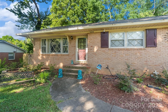 6632 Candlewood Dr, Charlotte, NC 28210 - view of front of property featuring brick siding