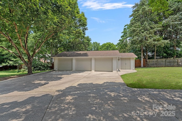 4209 Windwood Cir, Charlotte, NC 28226 - garage with driveway