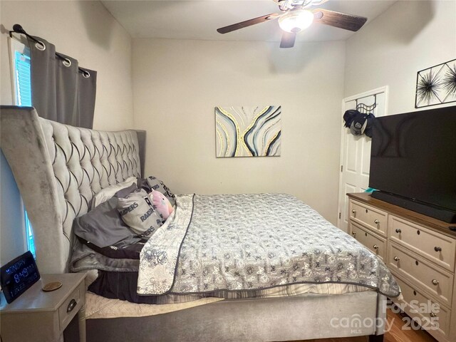 409 W Norment Ave, Gastonia, NC 28052 - photo 8