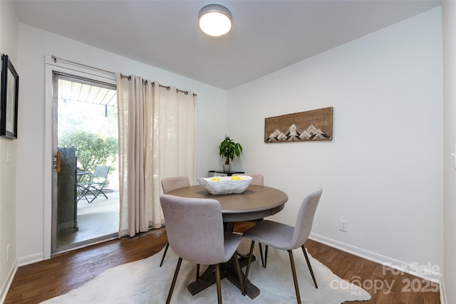 2620 Park Rd Unit F, Charlotte, NC 28209 - dining area with wood finished floors