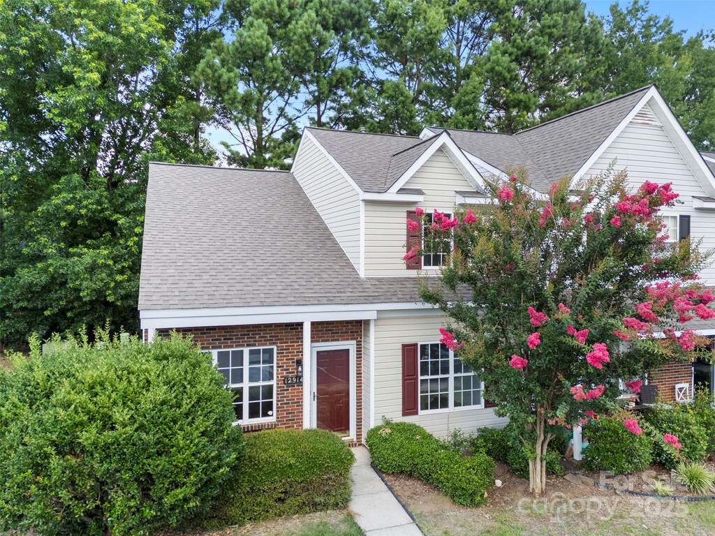 12914 Sickles Dr, Charlotte, NC 28273 - photo 1