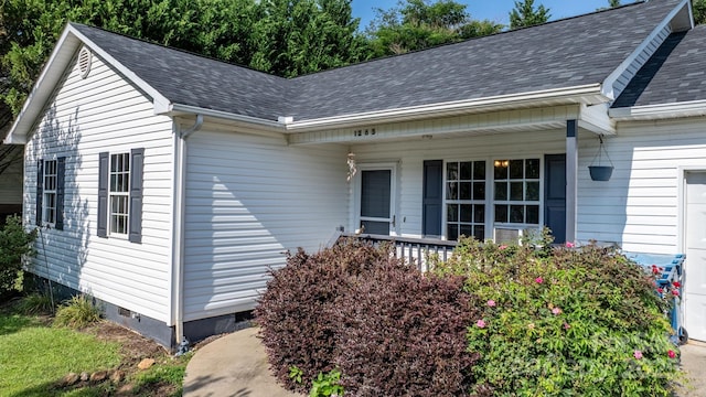 1265 39th Street Cir, Hickory, NC 28602 - view of front of home featuring crawl space, a porch, and a shingled roof