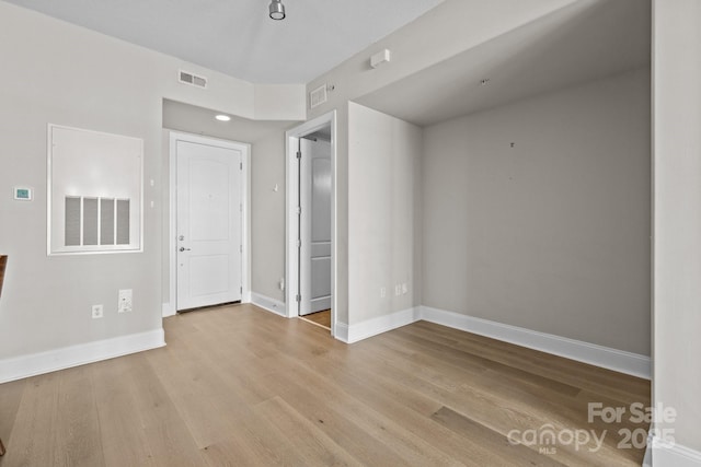 4625 Piedmont Row Dr, Charlotte, NC 28210 - photo 5