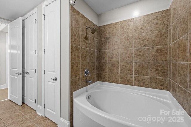 4625 Piedmont Row Dr, Charlotte, NC 28210 - photo 25
