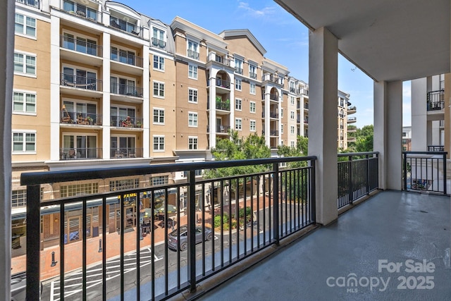 4625 Piedmont Row Dr, Charlotte, NC 28210 - photo 28