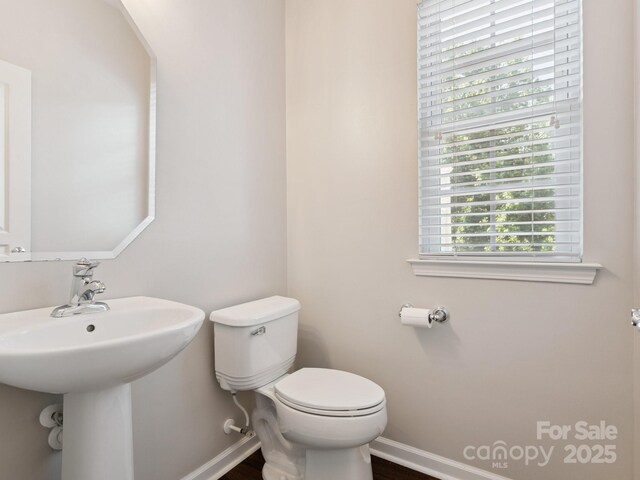 570 Sixth Baxter Xing Unit 16, Fort Mill, SC 29708 - bathroom with baseboards