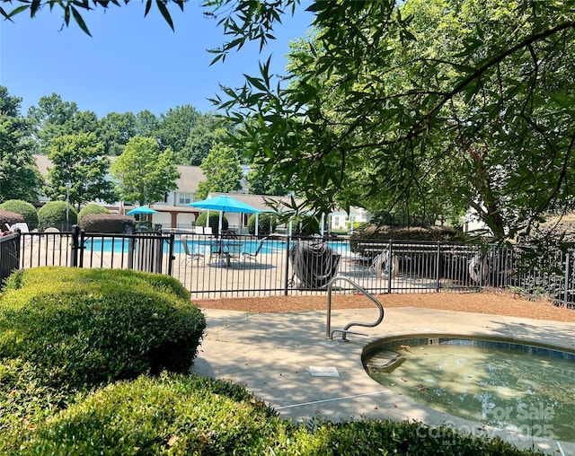 9977 Reindeer Way Ln, Charlotte, NC 28216 - photo 30