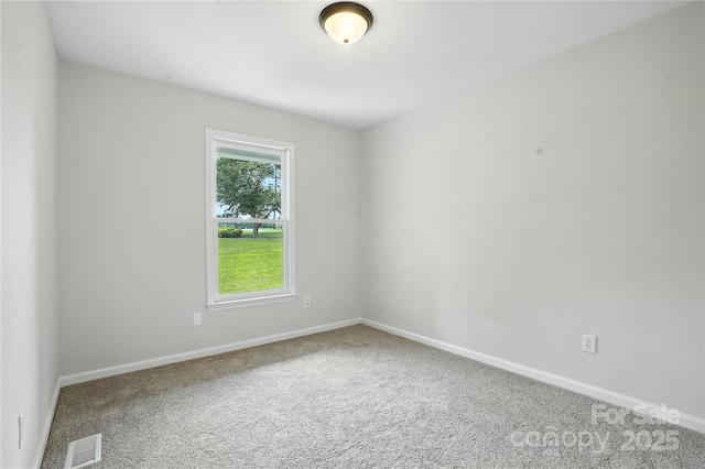 7109 Forney Hill Rd, Denver, NC 28037 - carpeted empty room featuring baseboards