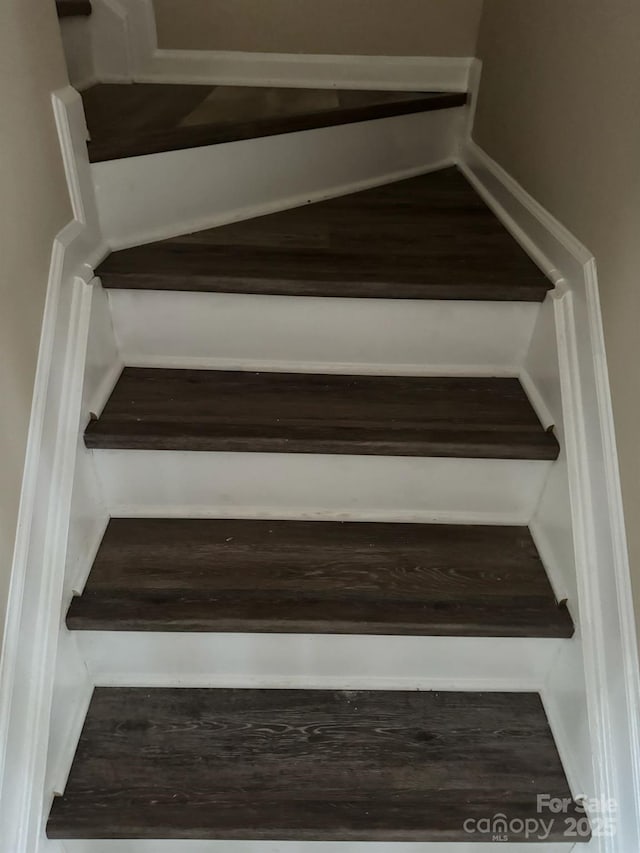 1814 Birch Heights Ct, Charlotte, NC 28213 - view of stairs