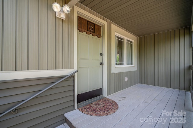2420 Timberland Hills Dr, Newton, NC 28658 - view of exterior entry featuring a porch