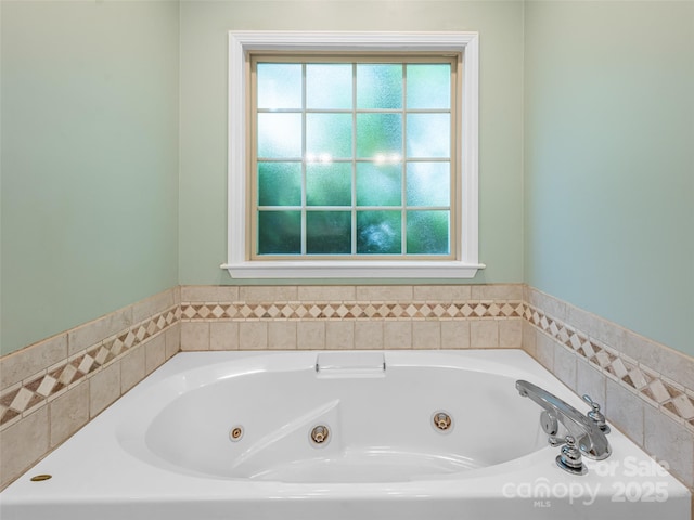 19 Driftstone Cir, Arden, NC 28704 - full bathroom featuring a tub with jets and plenty of natural light