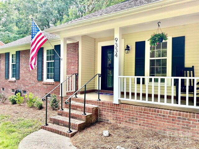 9334 New Towne Dr, Matthews, NC 28105 - photo 1