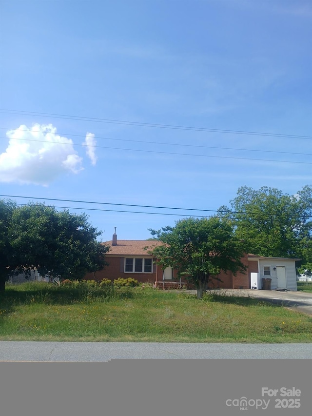2815 Highland Dr, Lincolnton, NC 28092 - view of ranch-style house