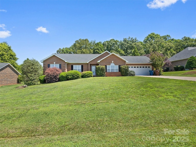 3906 Brickfield St, Hickory, NC 28602 - ranch-style home featuring an attached garage, concrete driveway, and a front yard