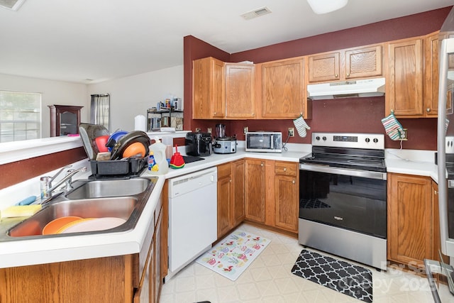 726 Aberdeen Glen Pl, Charlotte, NC 28214 - photo 4