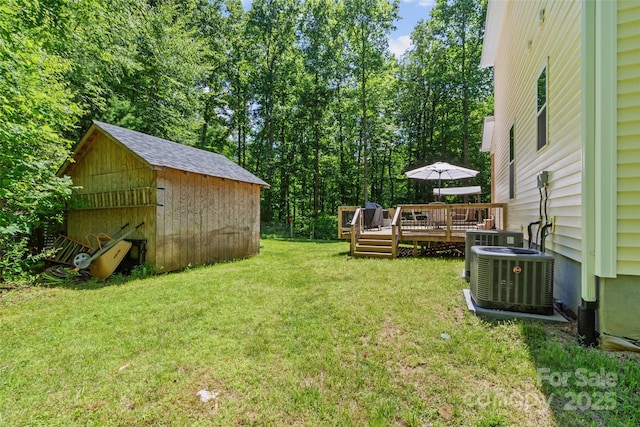 222 Fox Creek Rd, Mars Hill, NC 28754 - view of grassy yard featuring a wooden deck and a storage unit