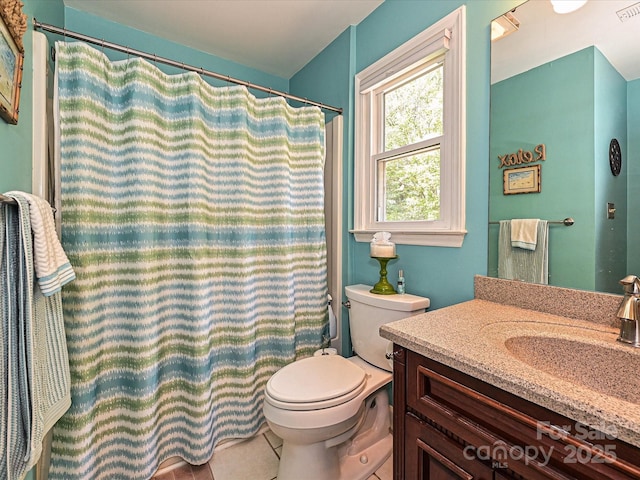 2621 Brightmoor Ridge Dr, Matthews, NC 28105 - full bath featuring vanity, tile patterned flooring, and a shower with shower curtain