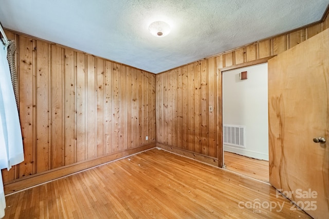 1720 Miles Ct, Charlotte, NC 28216 - photo 10