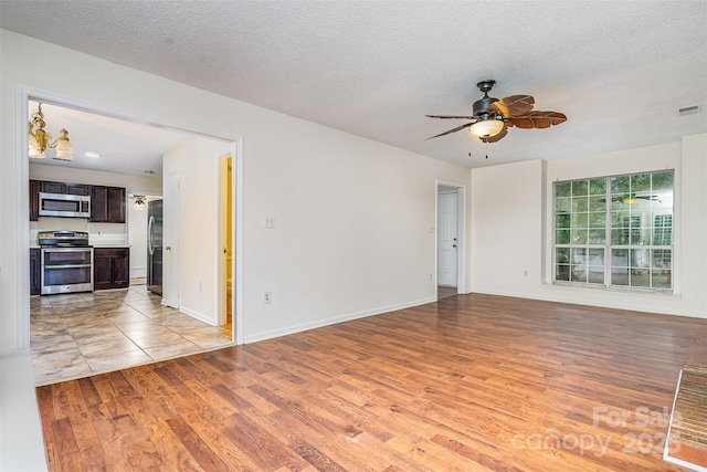 12507 Welland Trl, Charlotte, NC 28215 - photo 6
