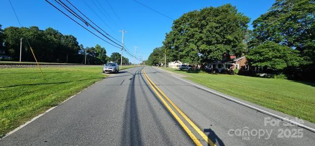 619 N Main St, Landis, NC 28088 - view of asphalt street
