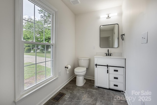 8337 Norcroft Dr, Charlotte, NC 28269 - photo 12