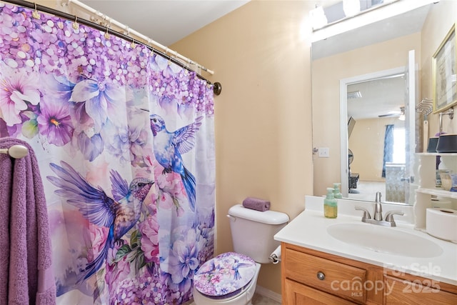 8618 Redding Glen Ave, Charlotte, NC 28216 - bathroom with vanity and curtained shower