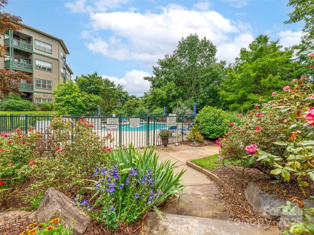 9 Kenilworth Knl Unit 204, Asheville, NC 28805 - photo 6