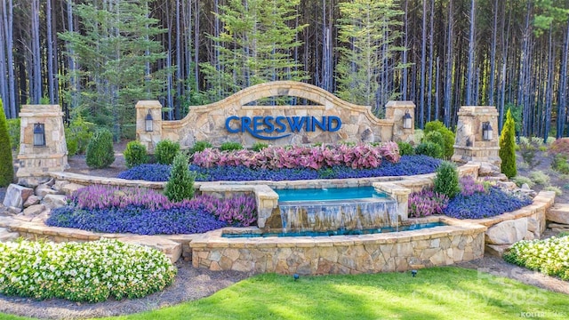 7315 Surprise Ct, Charlotte, NC 28215 - community sign featuring a forest view