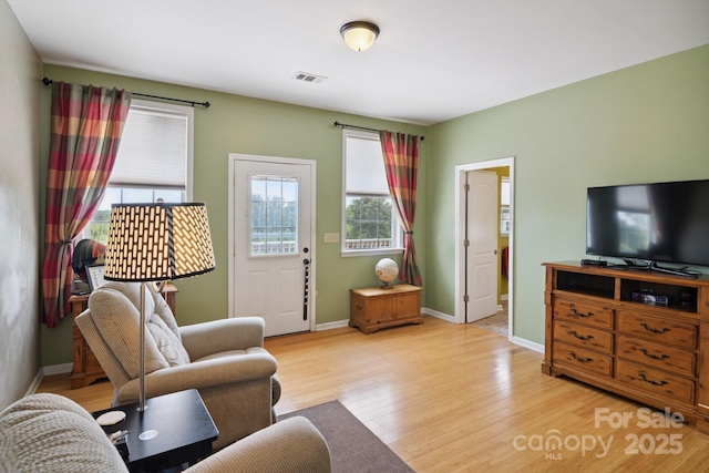 585 Clearwater Lake Rd, Kershaw, SC 29067 - living room featuring light wood finished floors and baseboards