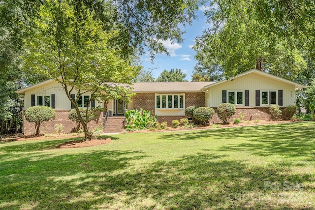 8128 Appaloosa Ln, Charlotte, NC 28215 - photo 1